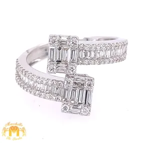 VVS/vs high clarity diamonds set in a 18k Gold Twin Squares Diamond Ring (VVS diamonds)